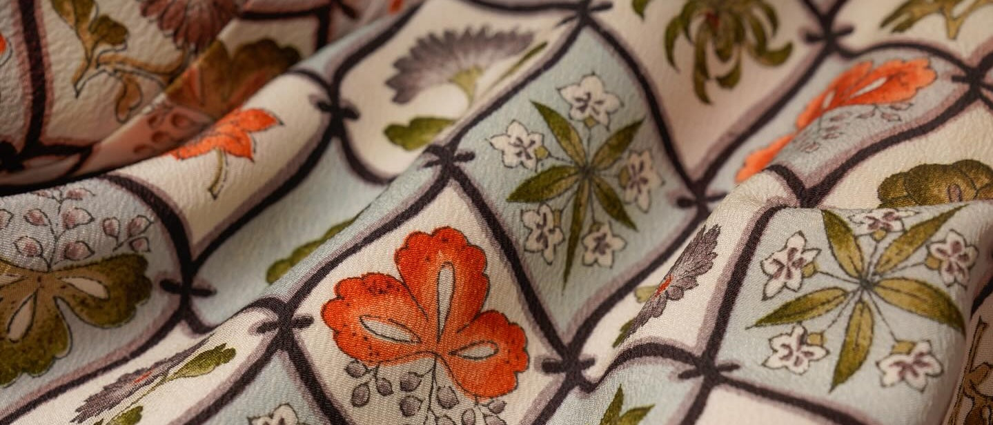 What Makes a Kimono Feel Expensive, Even Before You Know the Price