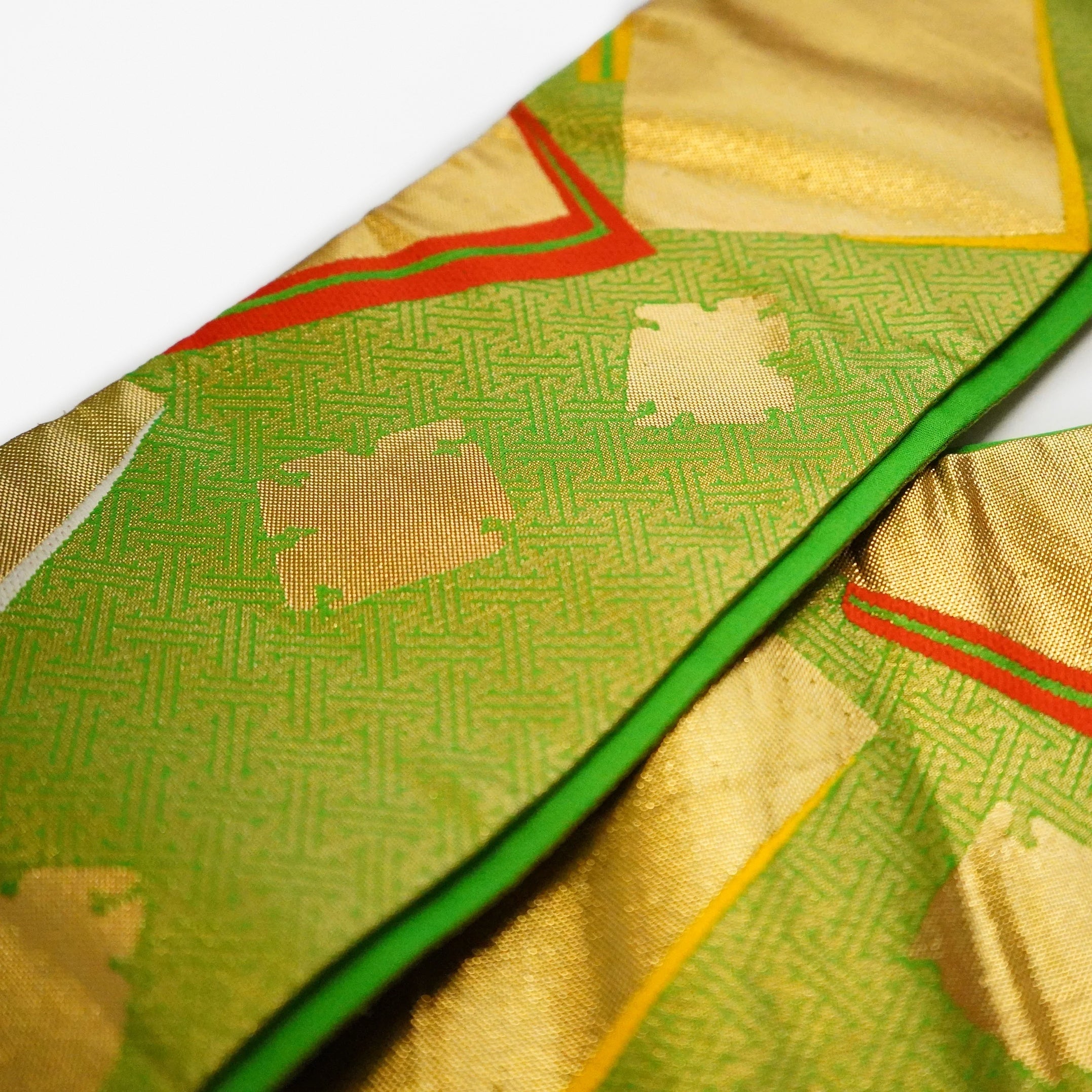 Handcrafted Belt from Vintage Kimono - Green Geometric pattern Design B001