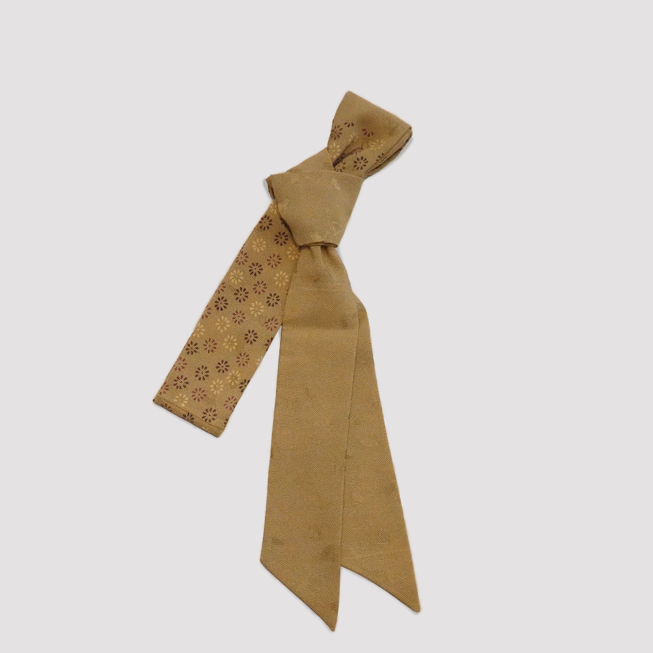 Handcrafted Tie from Vintage Kimono -  Cream floral and Japanese fan pattern Design T007