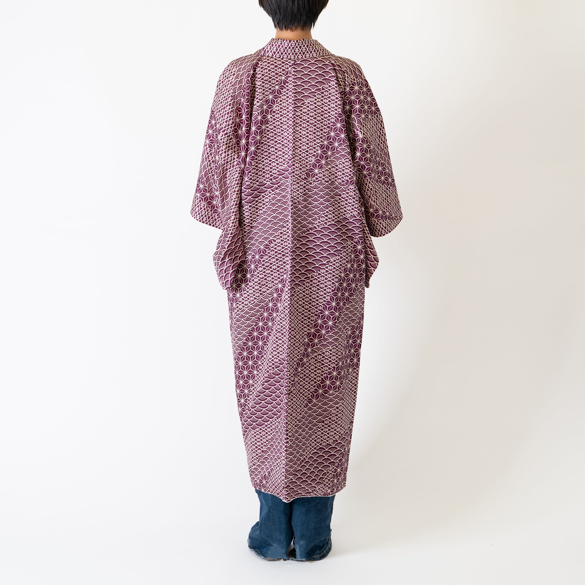 Handcrafted Robe from Vintage Kimono - Purple "ASANOHA" and "SEIGAIHA" Pattern D024