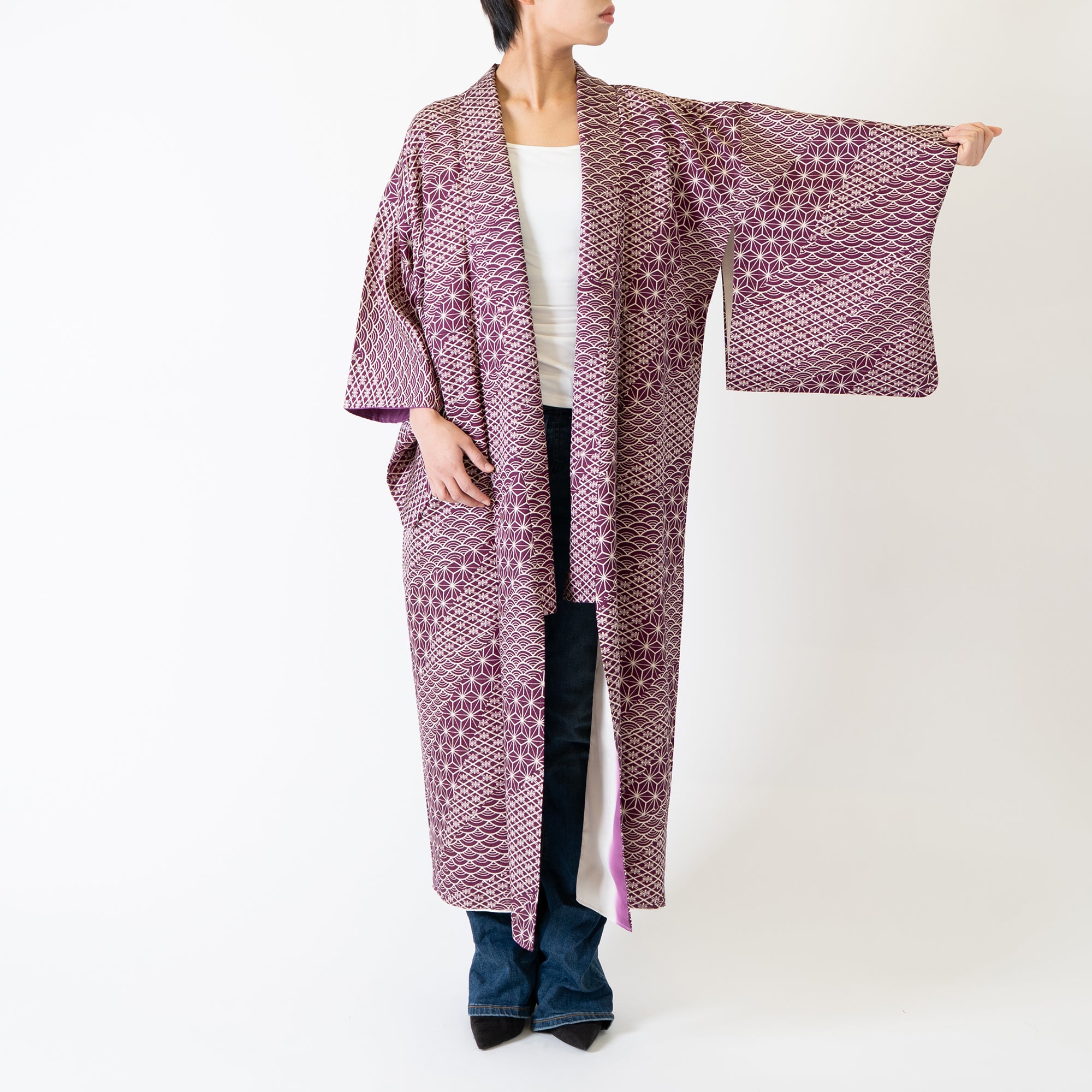Handcrafted Robe from Vintage Kimono - Purple "ASANOHA" and "SEIGAIHA" Pattern D024
