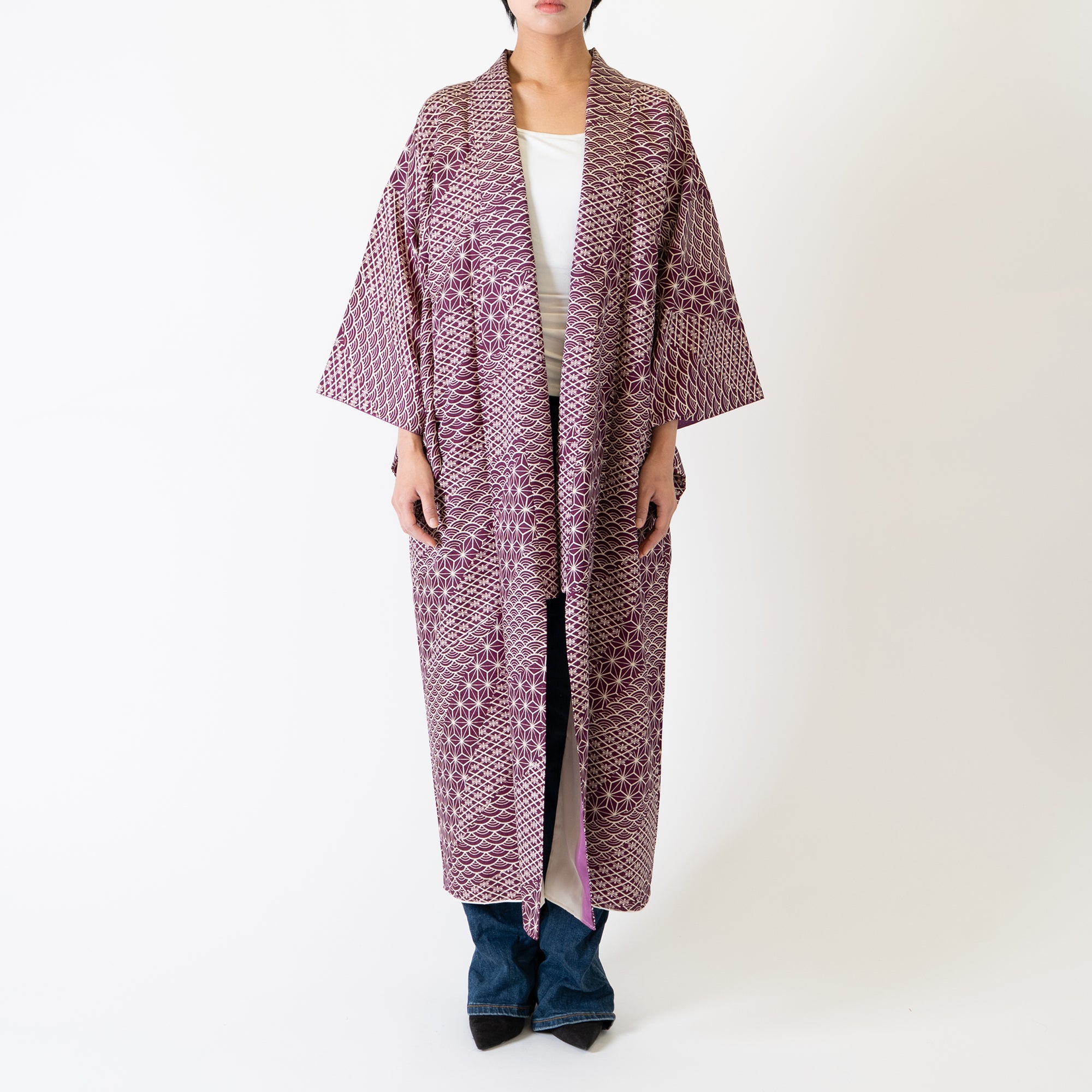 Handcrafted Robe from Vintage Kimono - Purple "ASANOHA" and "SEIGAIHA" Pattern D024
